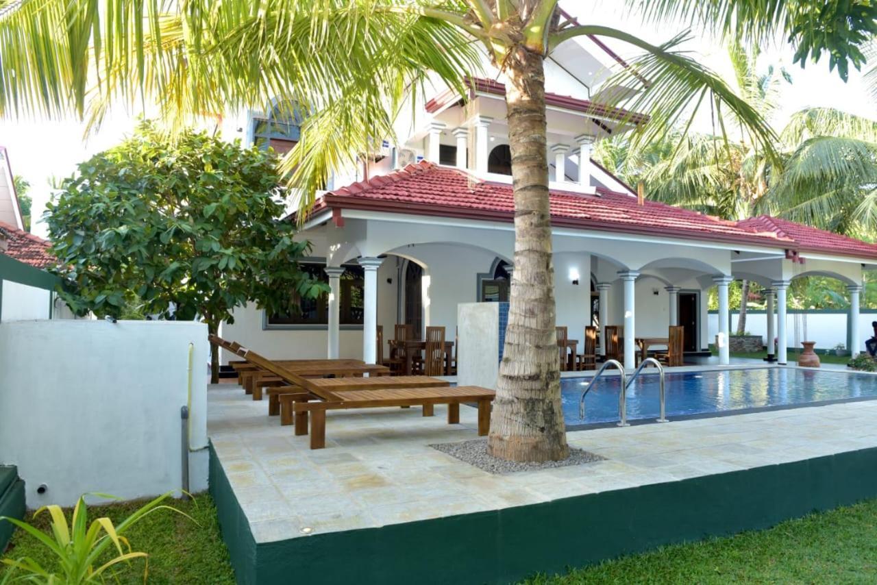 Sri Ra'Anana Villa Marawila Esterno foto