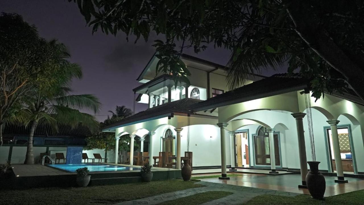 Sri Ra'Anana Villa Marawila Esterno foto